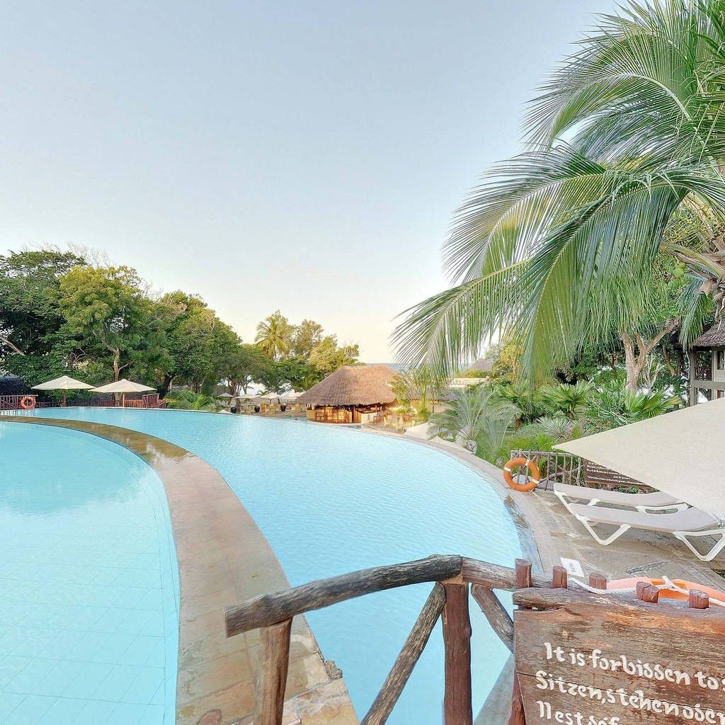 Baobab Beach Resort and Spa - Swimming Pools