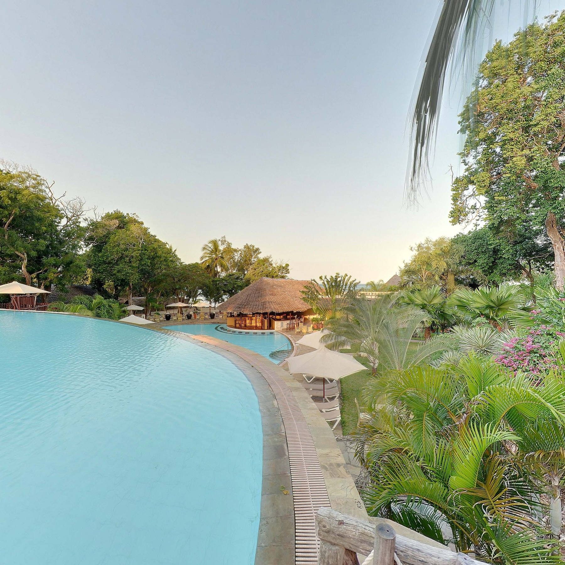 Baobab Beach Resort And Spa - Swimming Pools